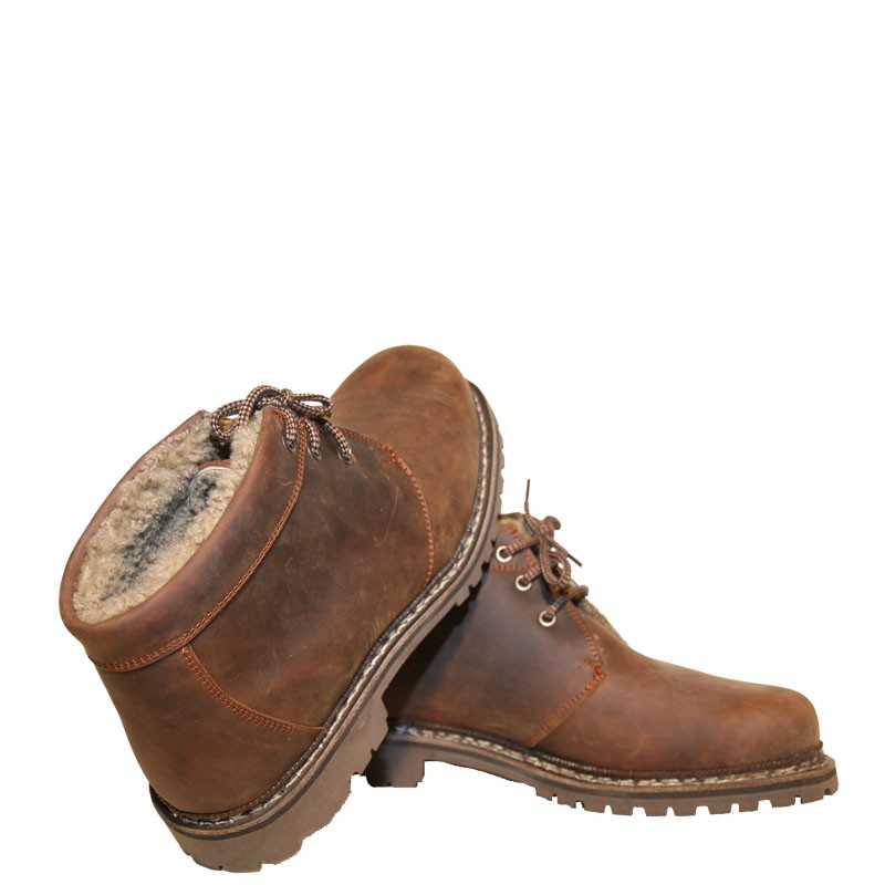 zwiegenaehte-boots-winter-fettnubuk