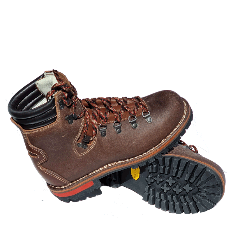 Zwiegenähte Wanderstiefel für den schweren Einsatz